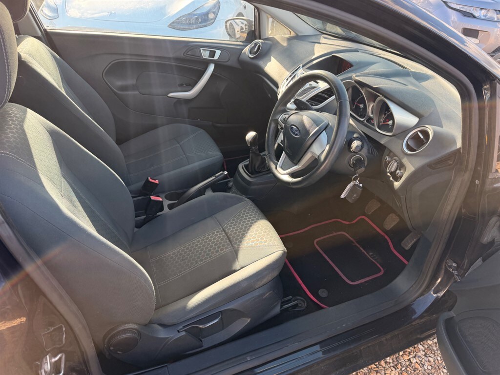 Used Ford Fiesta 2012 for sale - 77890211: Photo 8
