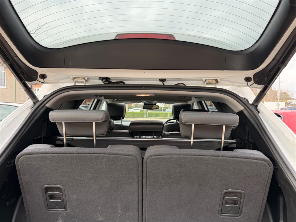 Used Hyundai Santa Fe 2017 for sale - 77326582: Photo 11