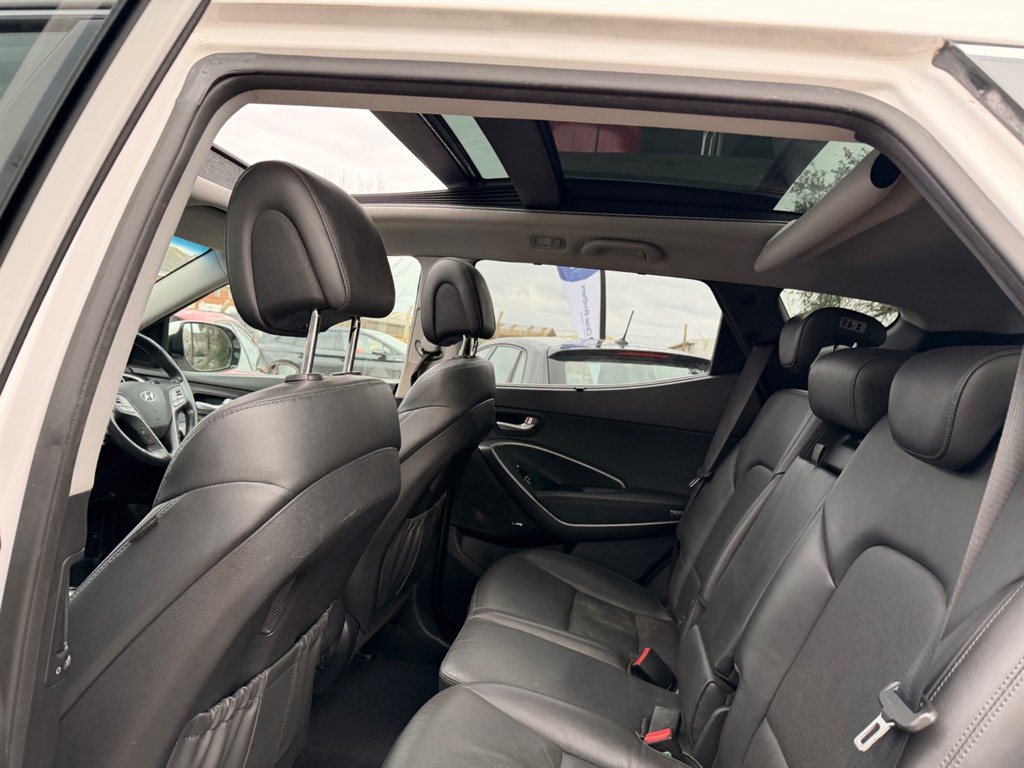 Used Hyundai Santa Fe 2017 for sale - 77326582: Photo 12