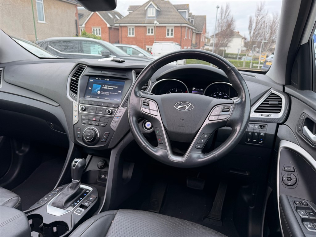 Used Hyundai Santa Fe 2017 for sale - 77326582: Photo 14