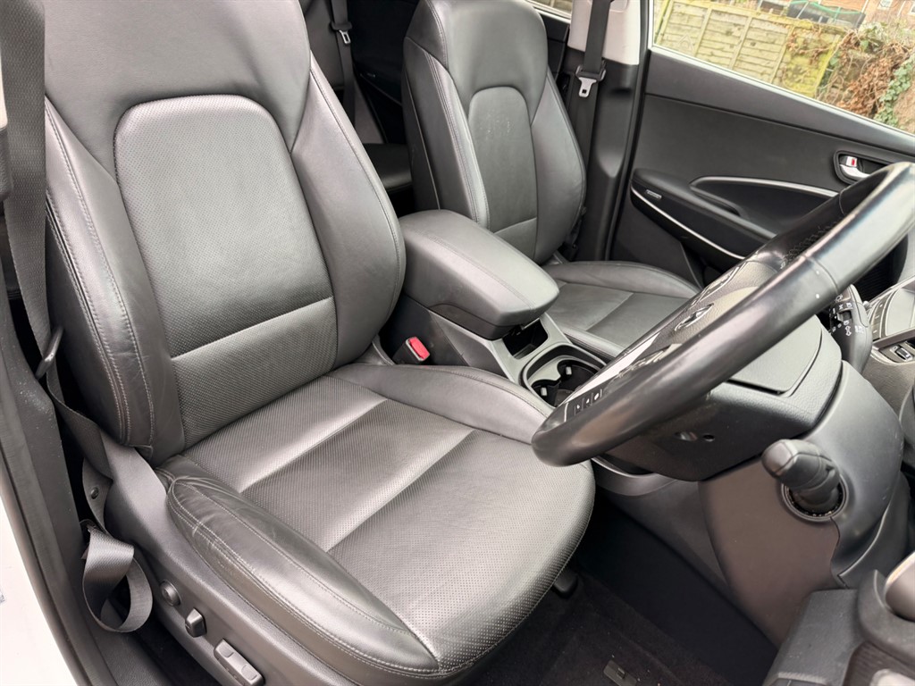 Used Hyundai Santa Fe 2017 for sale - 77326582: Photo 18