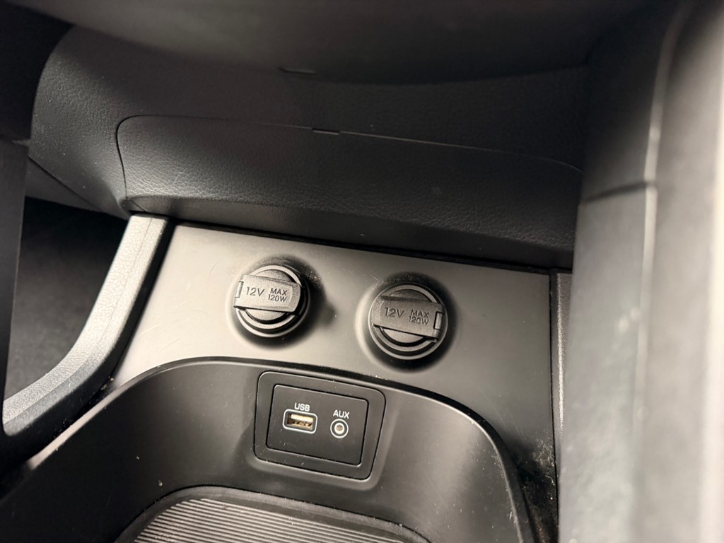 Used Hyundai Santa Fe 2017 for sale - 77326582: Photo 31