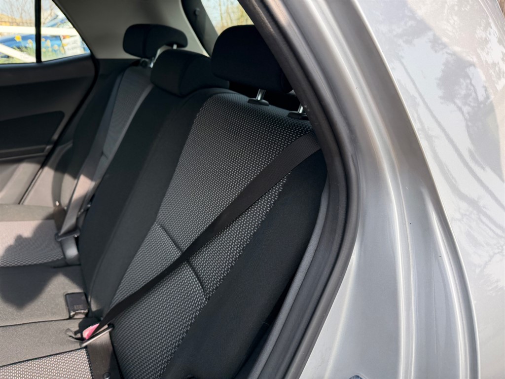 Used Toyota Auris 2010 for sale - 77995410: Photo 15