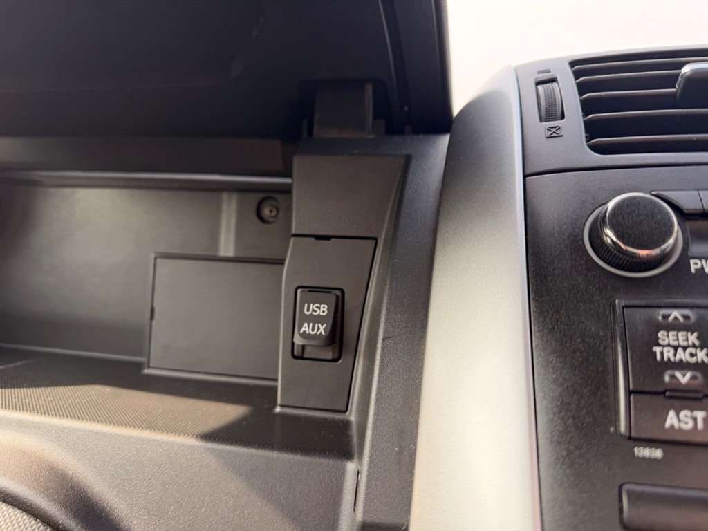 Used Toyota Auris 2010 for sale - 77995410: Photo 23