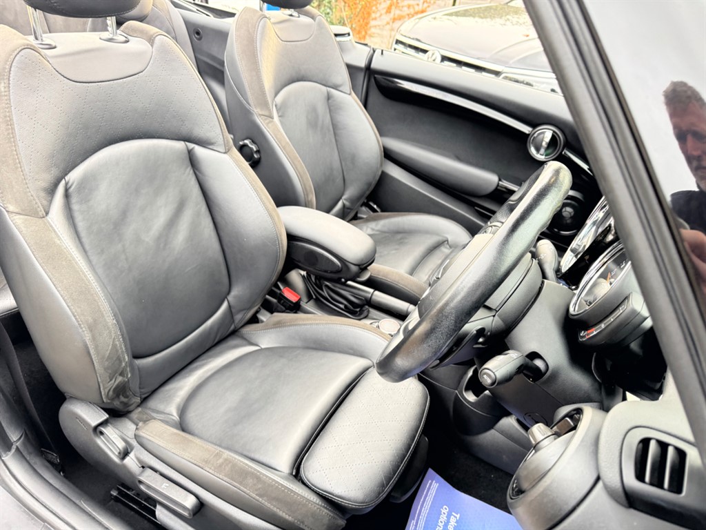 Used MINI Convertible 2018 for sale - 77137939: Photo 19