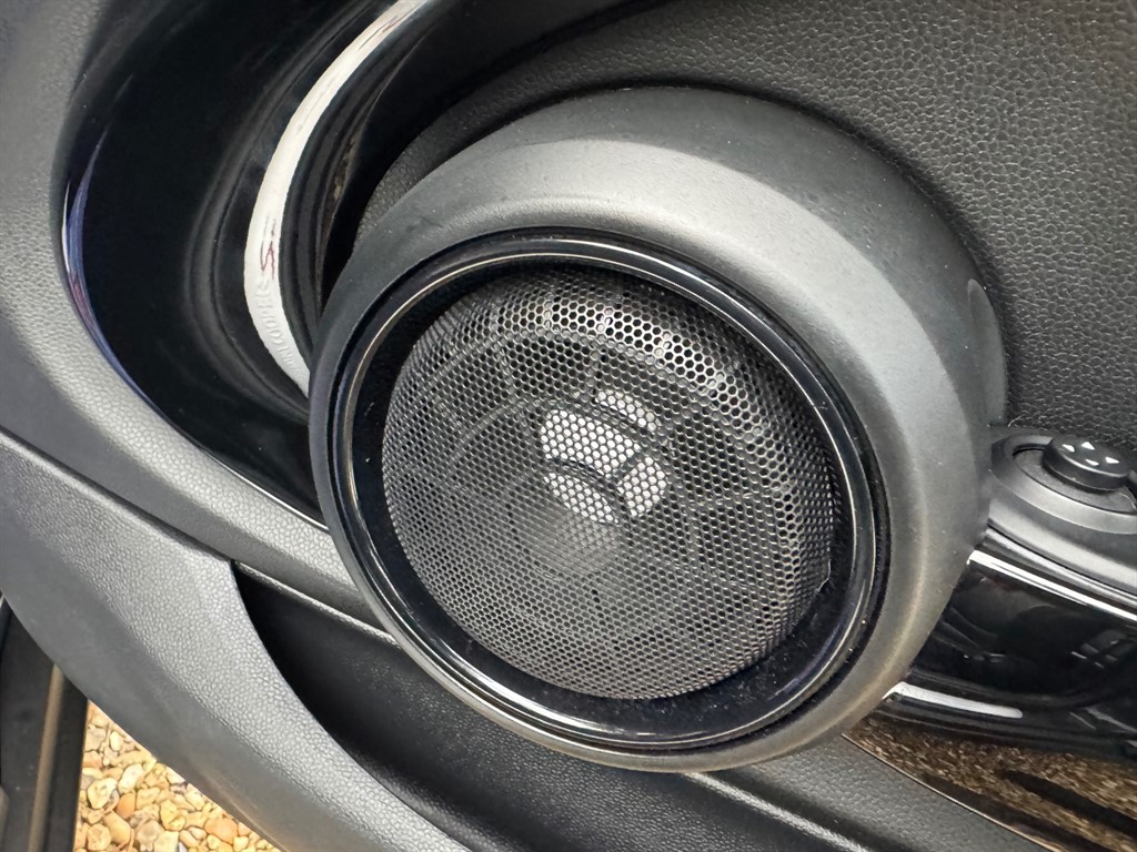 Used MINI Convertible 2018 for sale - 77137939: Photo 22