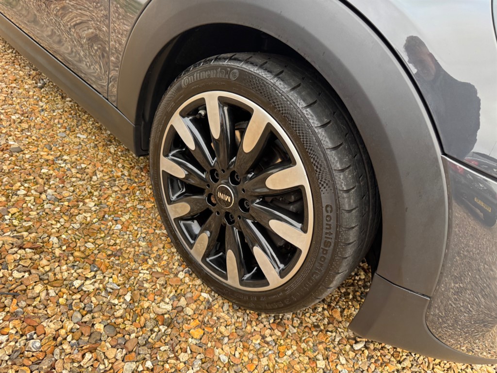 Used MINI Convertible 2018 for sale - 77137939: Photo 6