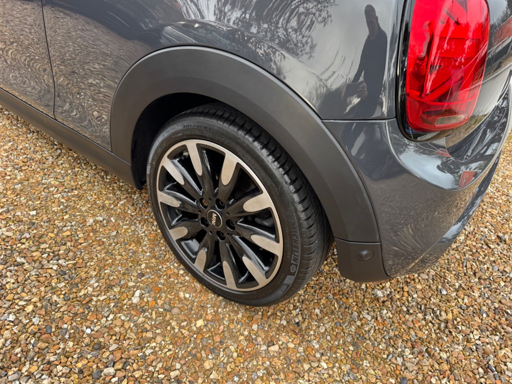 Used MINI Convertible 2018 for sale - 77137939: Photo 9