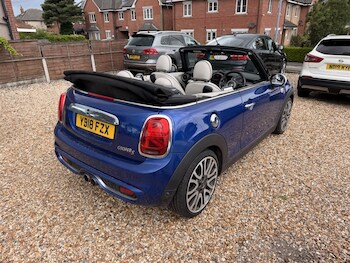 Used MINI Convertible 2018 for sale - 78862407: Photo