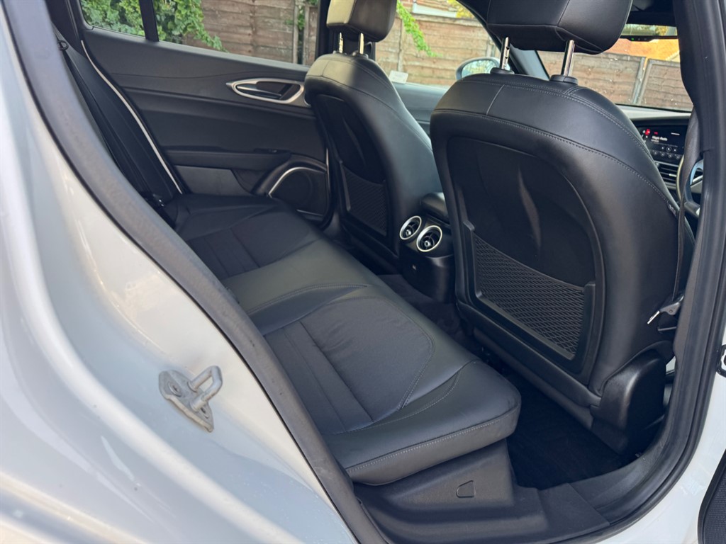 Used Alfa Romeo Giulia 2022 for sale - 77137970: Photo 17