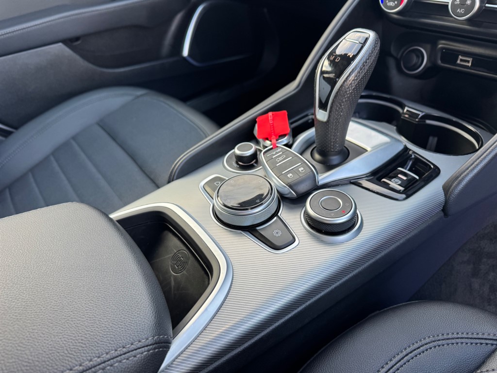 Used Alfa Romeo Giulia 2022 for sale - 77137970: Photo 18