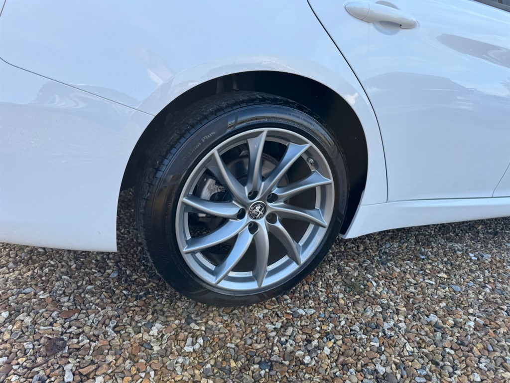 Used Alfa Romeo Giulia 2022 for sale - 77137970: Photo 5