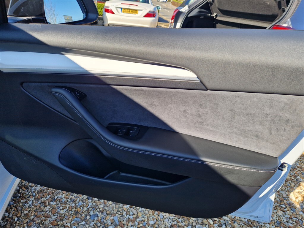 Used Tesla Model 3 2021 for sale - 77499874: Photo 30