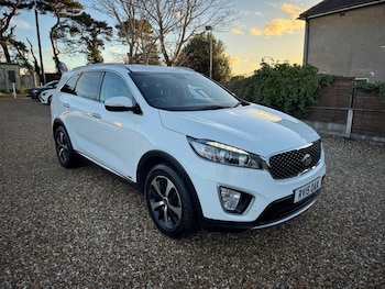 Used Kia Sorento 2015 for sale - 77137940: Photo