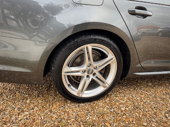 Used Audi A4 2016 for sale - 77137937: Photo