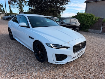 Used Jaguar XE 2019 for sale - 79134013: Photo