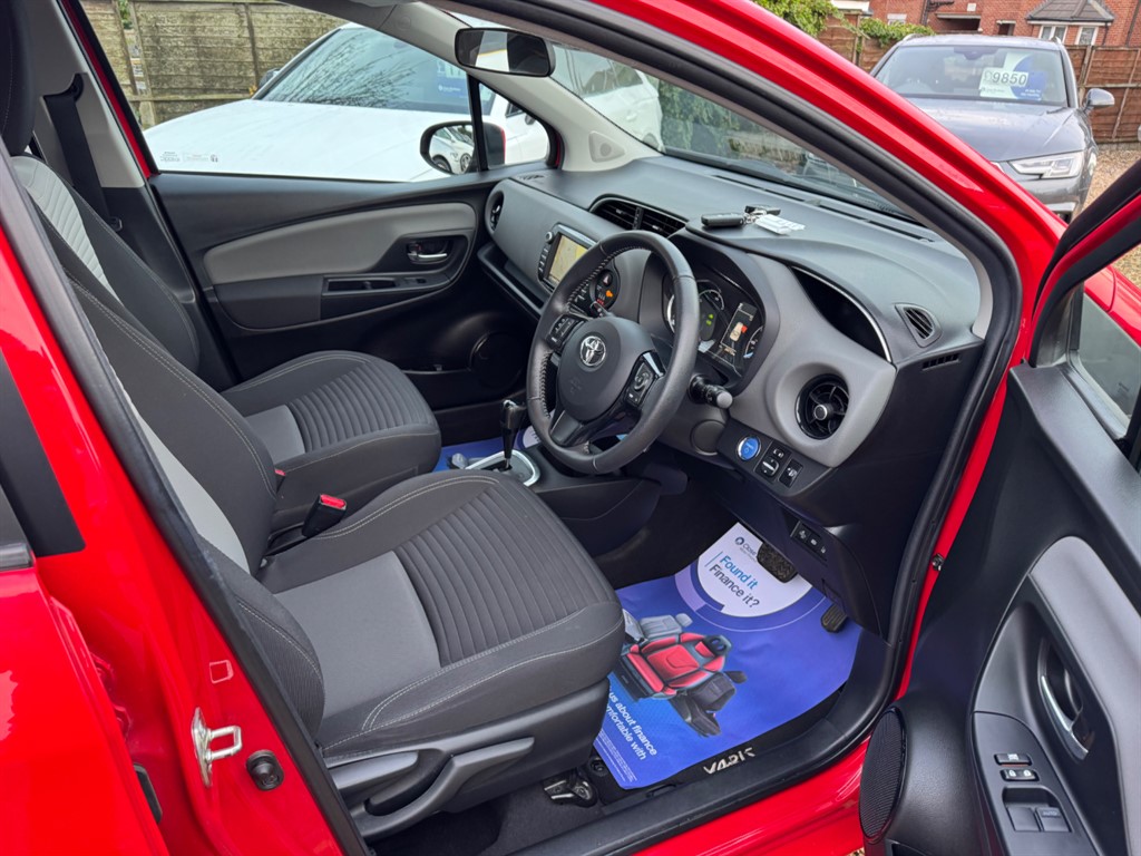 Used Toyota Yaris 2019 for sale - 77137961: Photo 14