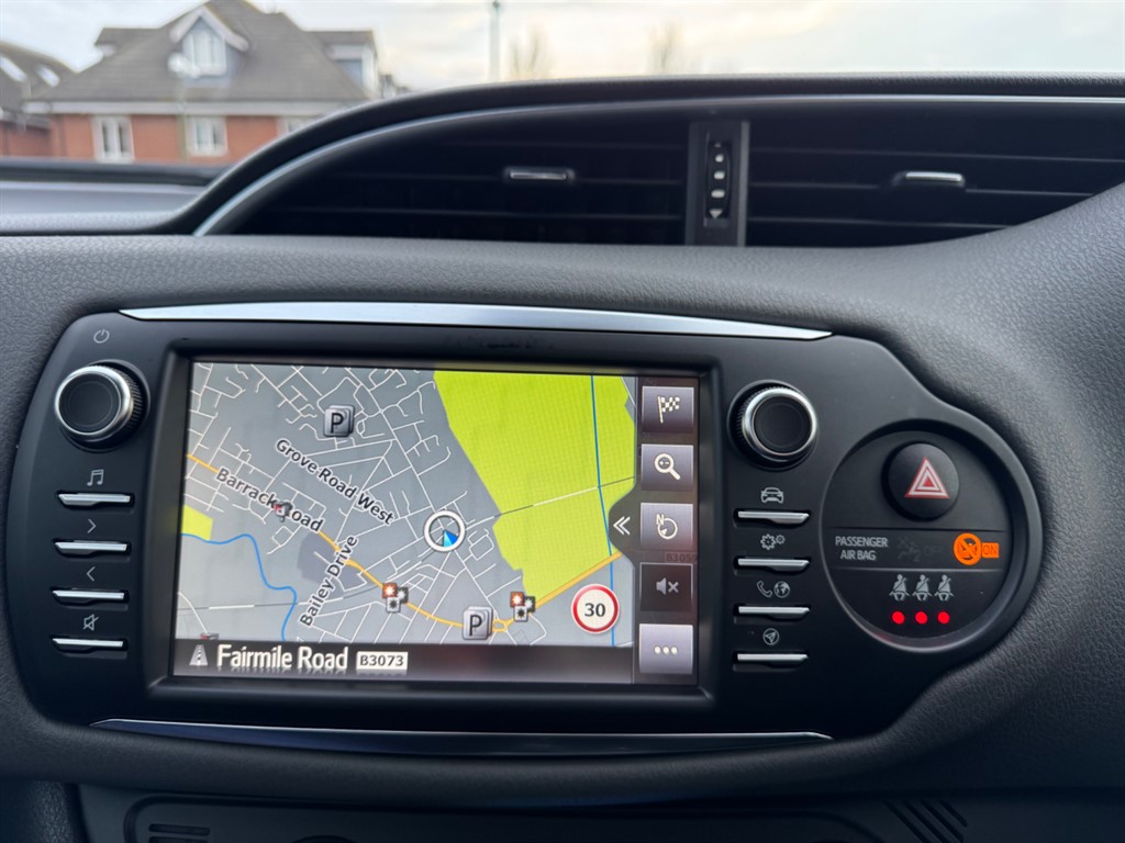 Used Toyota Yaris 2019 for sale - 77137961: Photo 19