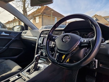 Used Volkswagen Golf 2013 for sale - 78081488: Photo