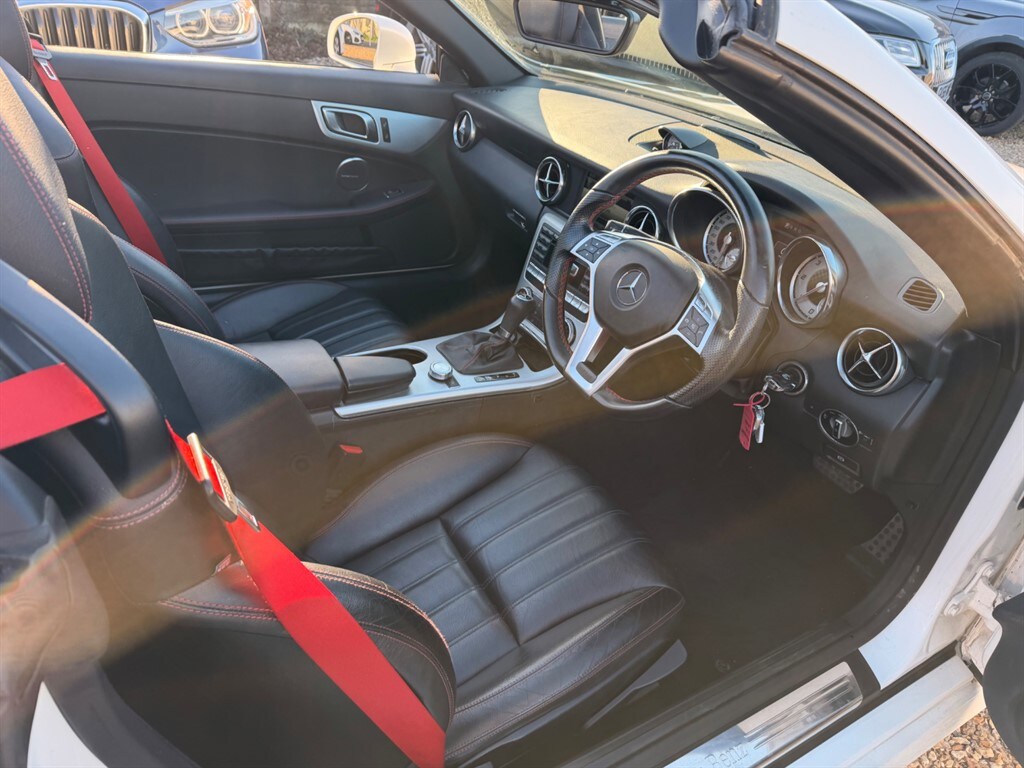 Used Mercedes-Benz SLK 2014 for sale - 77951011: Photo 11