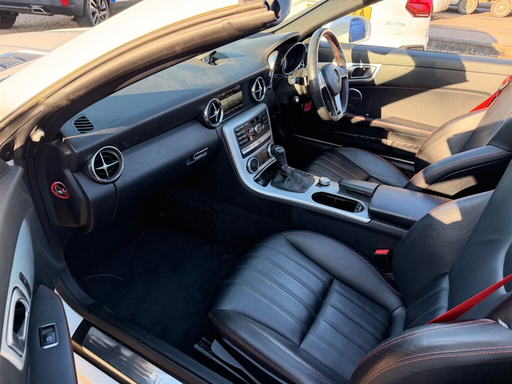 Used Mercedes-Benz SLK 2014 for sale - 77951011: Photo 12