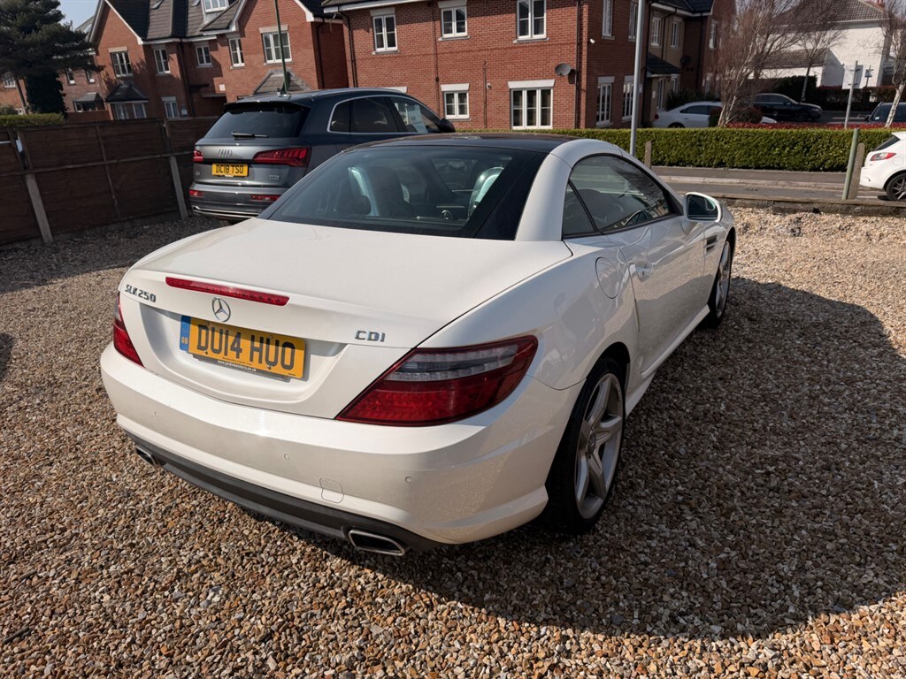 Used Mercedes-Benz SLK 2014 for sale - 77951011: Photo 8