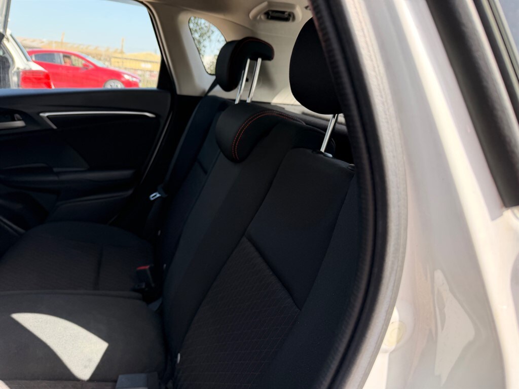 Used Honda Jazz 2018 for sale - 78166013: Photo 10