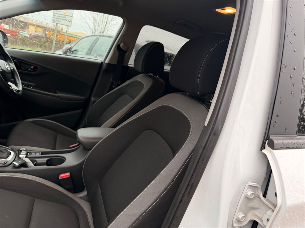 Used Hyundai KONA 2020 for sale - 77281366: Photo 6