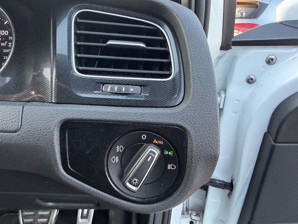 Used Volkswagen Golf 2017 for sale - 77928003: Photo 14