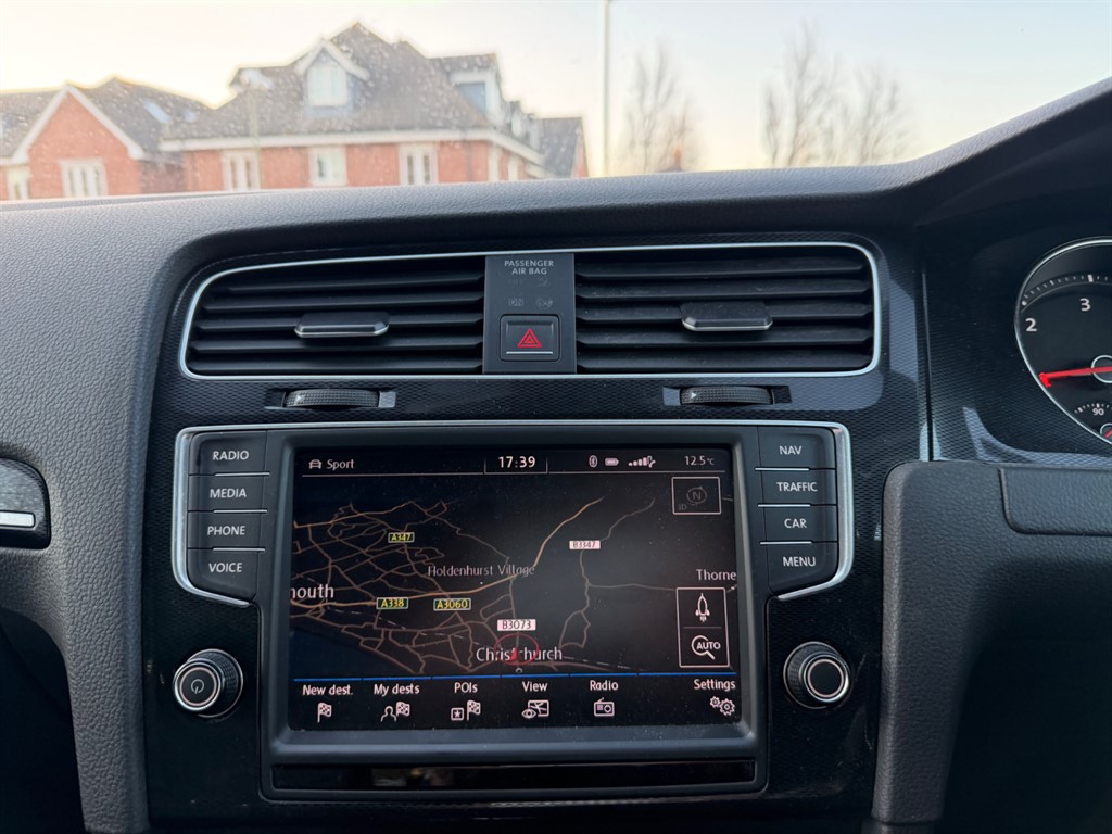 Used Volkswagen Golf 2017 for sale - 77928003: Photo 19