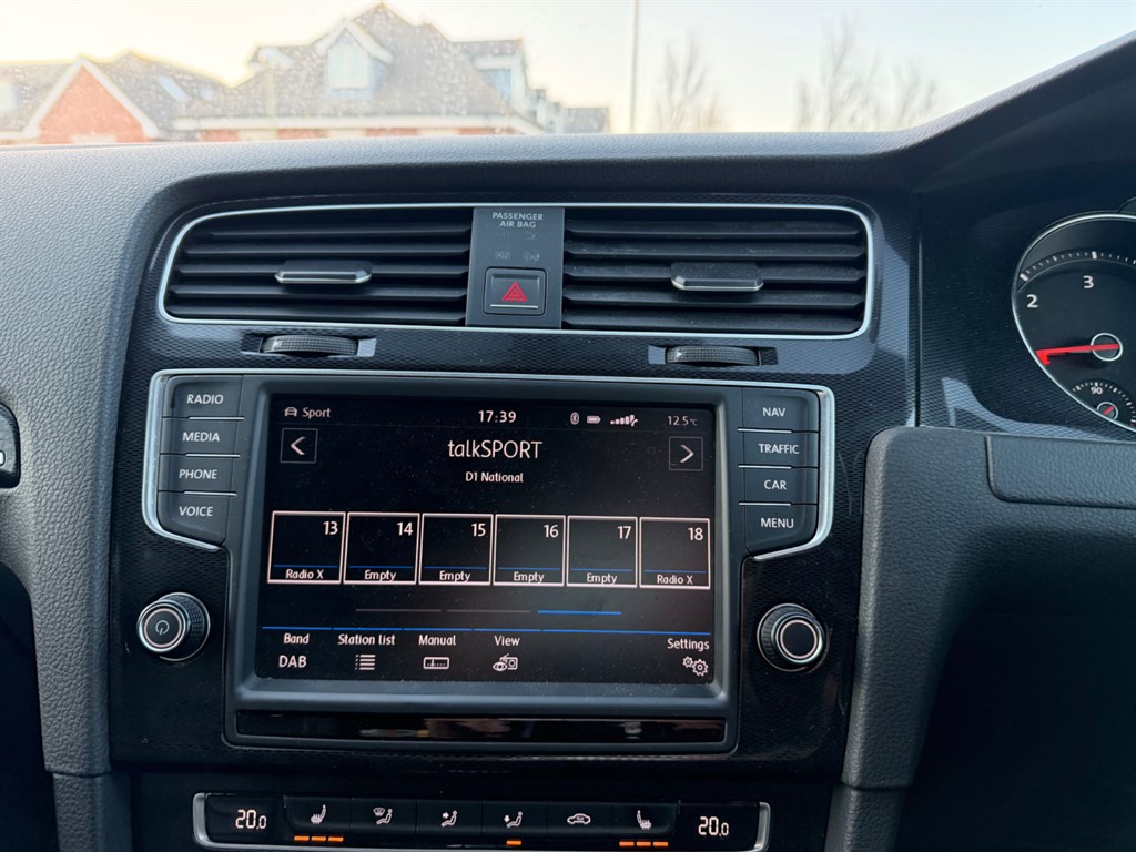 Used Volkswagen Golf 2017 for sale - 77928003: Photo 20