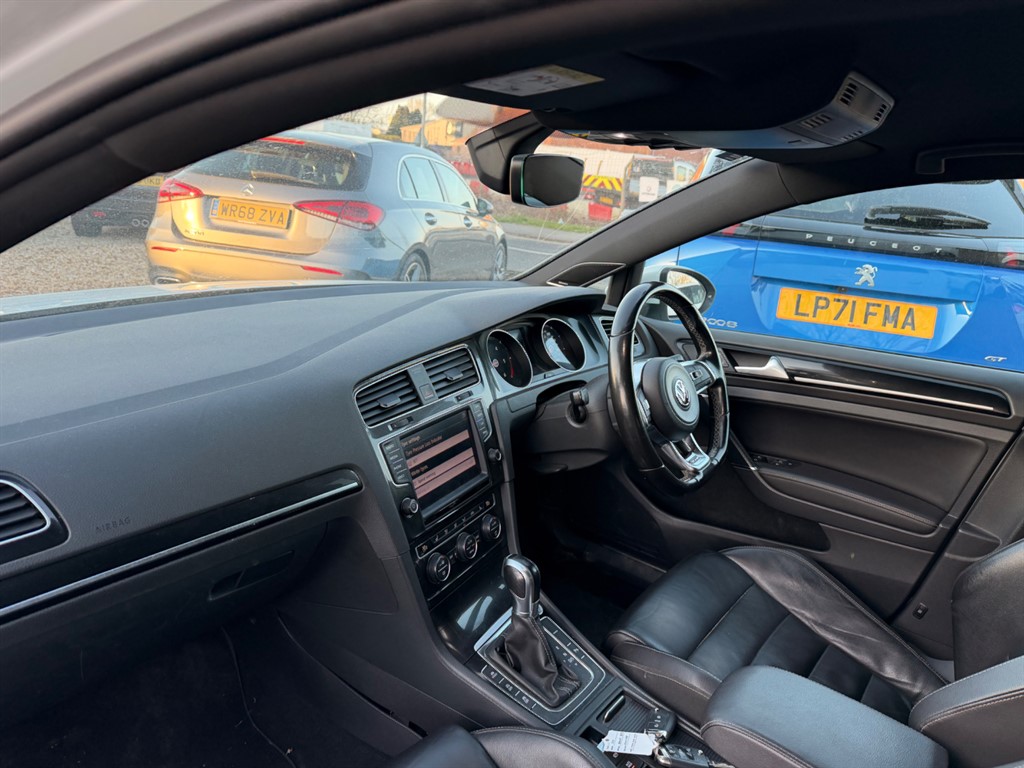 Used Volkswagen Golf 2017 for sale - 77928003: Photo 6