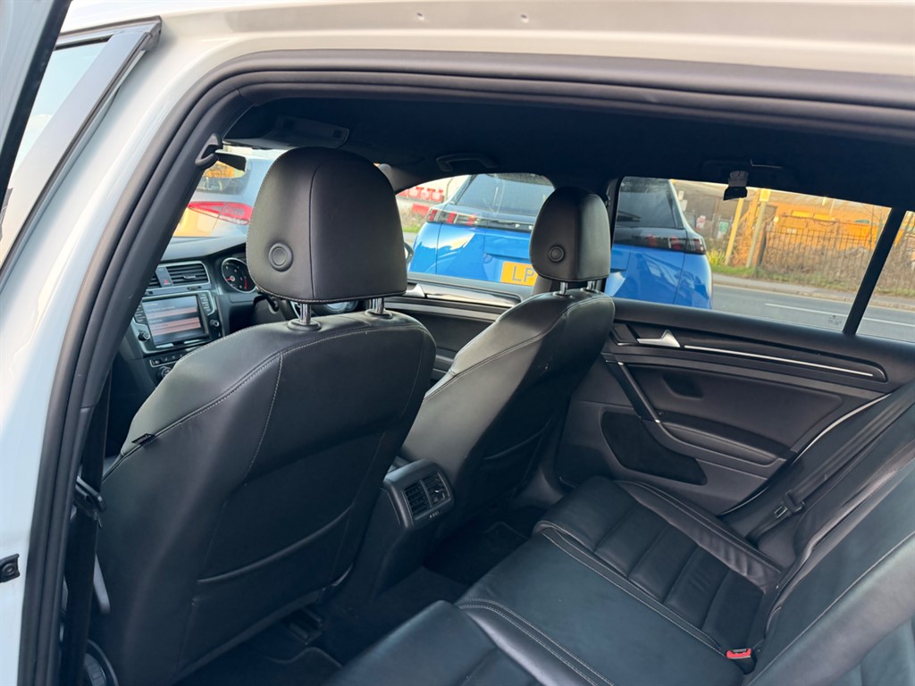 Used Volkswagen Golf 2017 for sale - 77928003: Photo 8