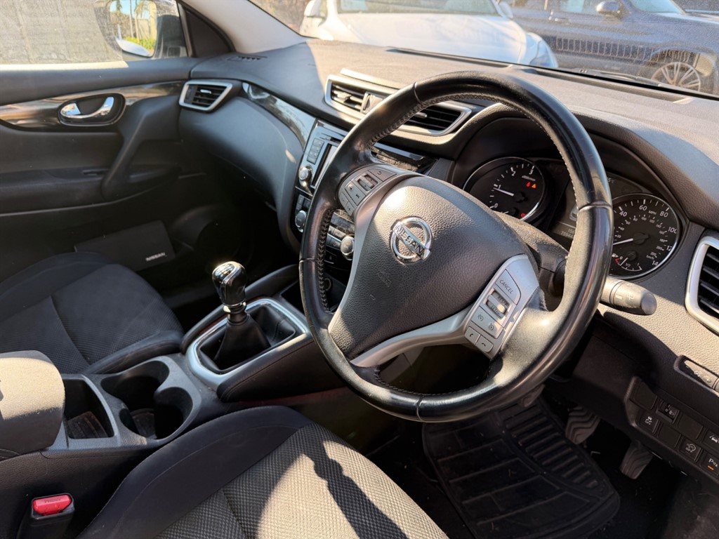 Used Nissan Qashqai 2016 for sale - 77934790: Photo 15