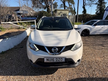Used Nissan Qashqai 2016 for sale - 77934790: Photo