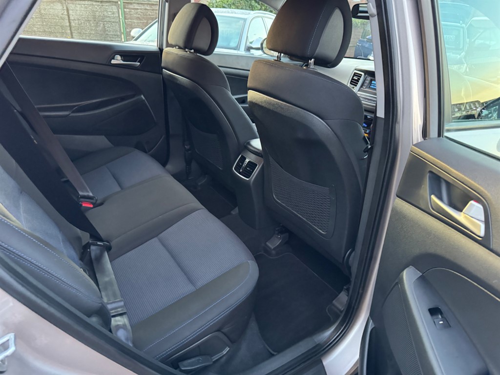 Used Hyundai TUCSON 2015 for sale - 77137942: Photo 17