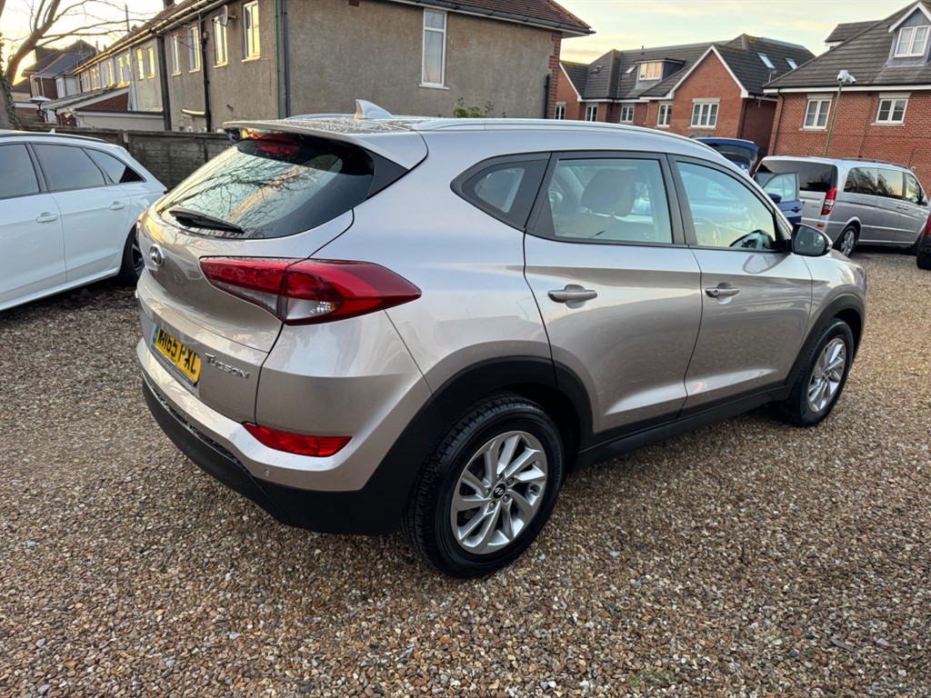 Used Hyundai TUCSON 2015 for sale - 77137942: Photo 4