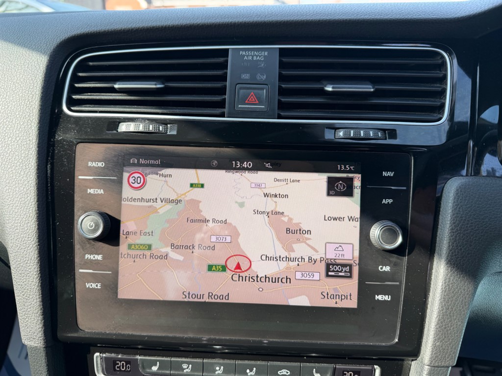 Used Volkswagen Golf 2017 for sale - 77732860: Photo 22