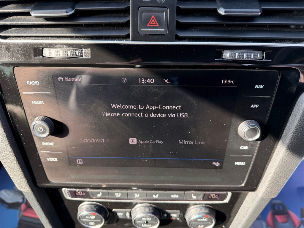 Used Volkswagen Golf 2017 for sale - 77732860: Photo 25