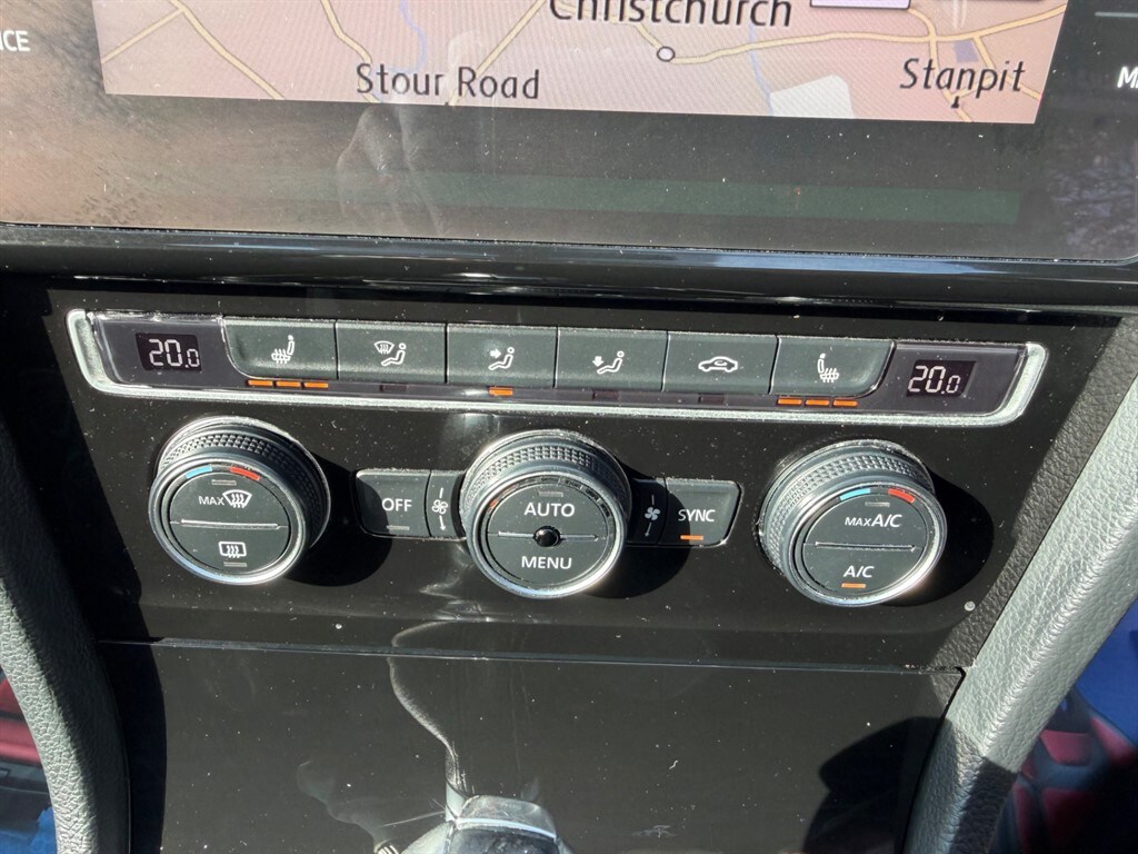 Used Volkswagen Golf 2017 for sale - 77732860: Photo 26