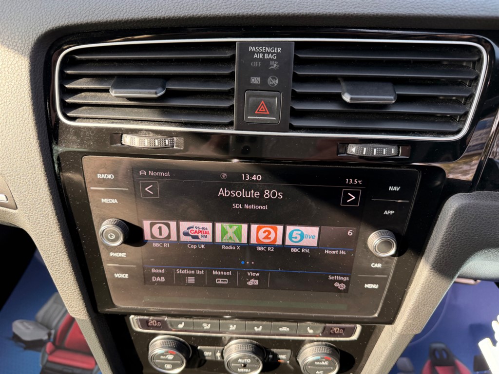 Used Volkswagen Golf 2017 for sale - 77732860: Photo 30