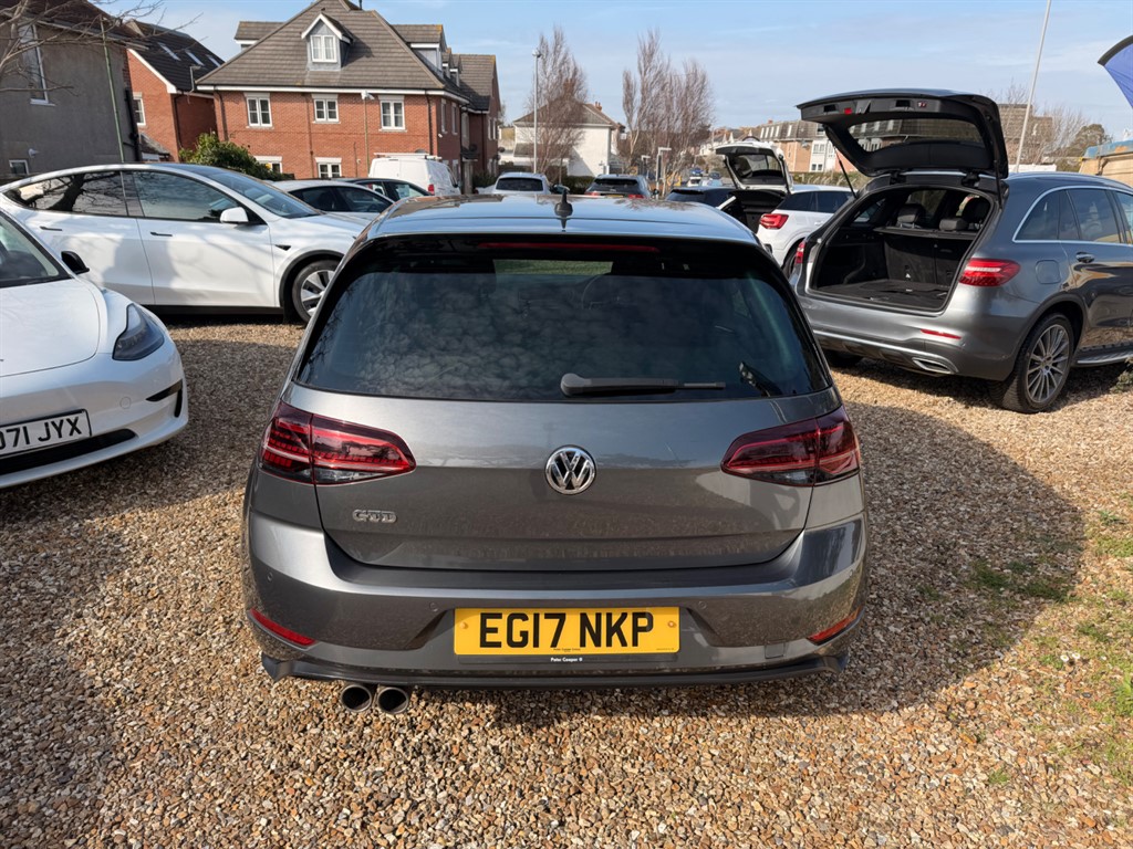 Used Volkswagen Golf 2017 for sale - 77732860: Photo 9