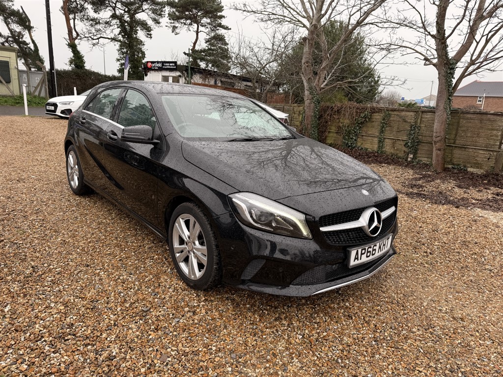 Used Mercedes-Benz A-Class 2017 for sale - 77778857: Photo 2