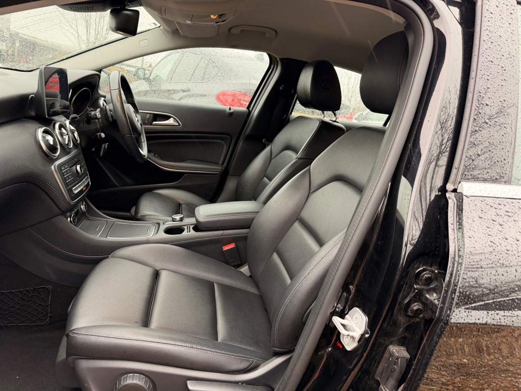 Used Mercedes-Benz A-Class 2017 for sale - 77778857: Photo 4