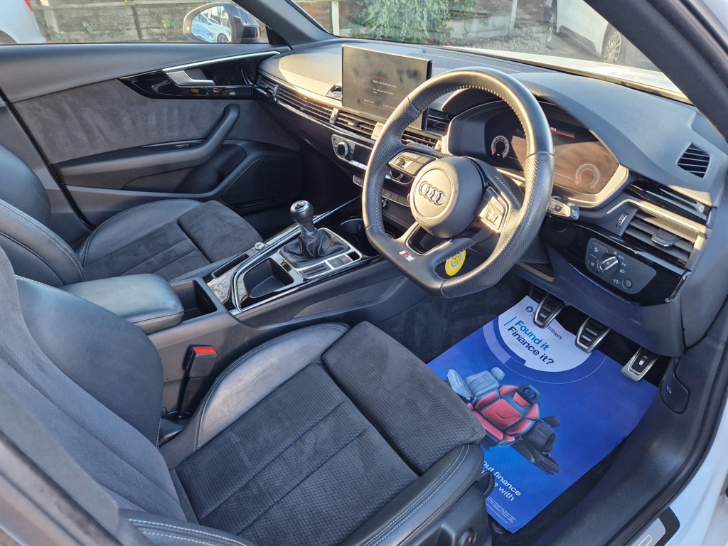 Used Audi A4 2020 for sale - 77137955: Photo 2