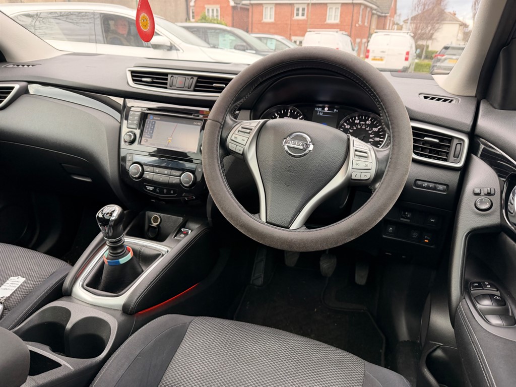 Used Nissan Qashqai 2015 for sale - 77307921: Photo 11