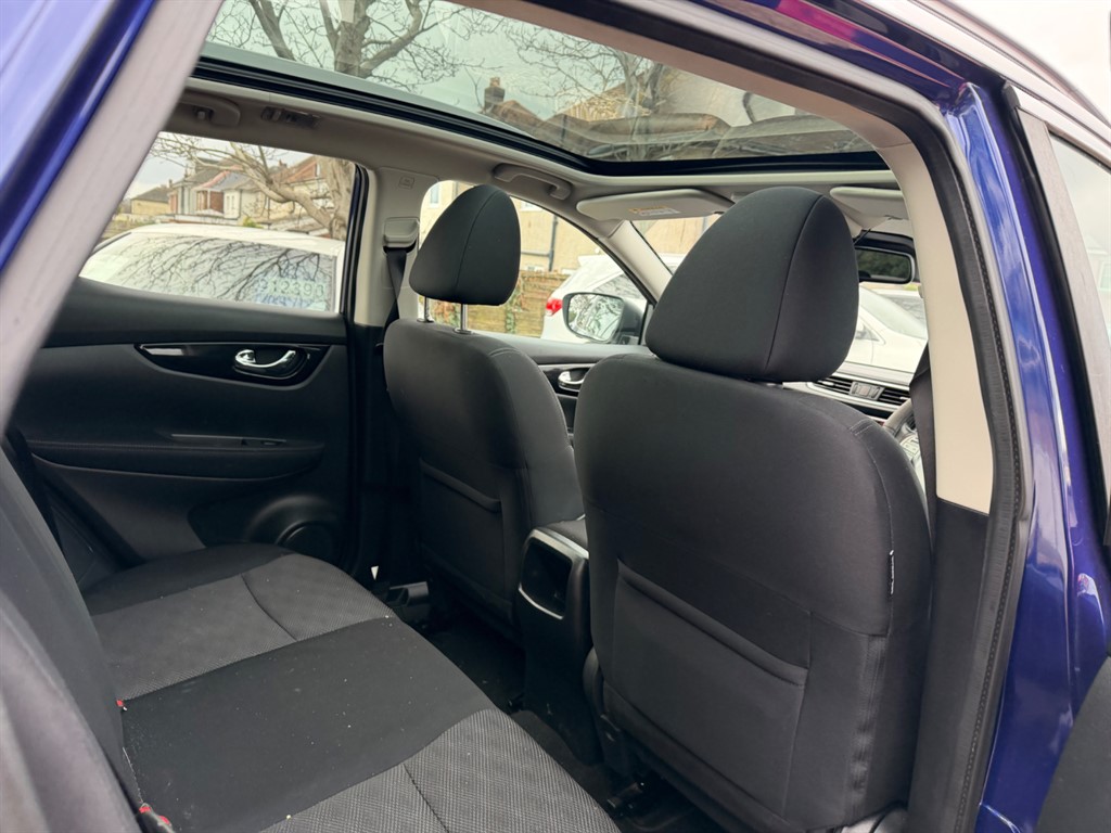 Used Nissan Qashqai 2015 for sale - 77307921: Photo 12