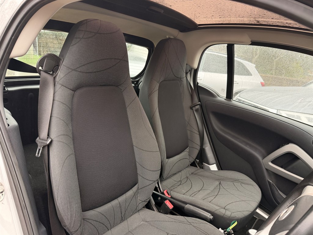 Used smart fortwo 2013 for sale - 77592455: Photo 9