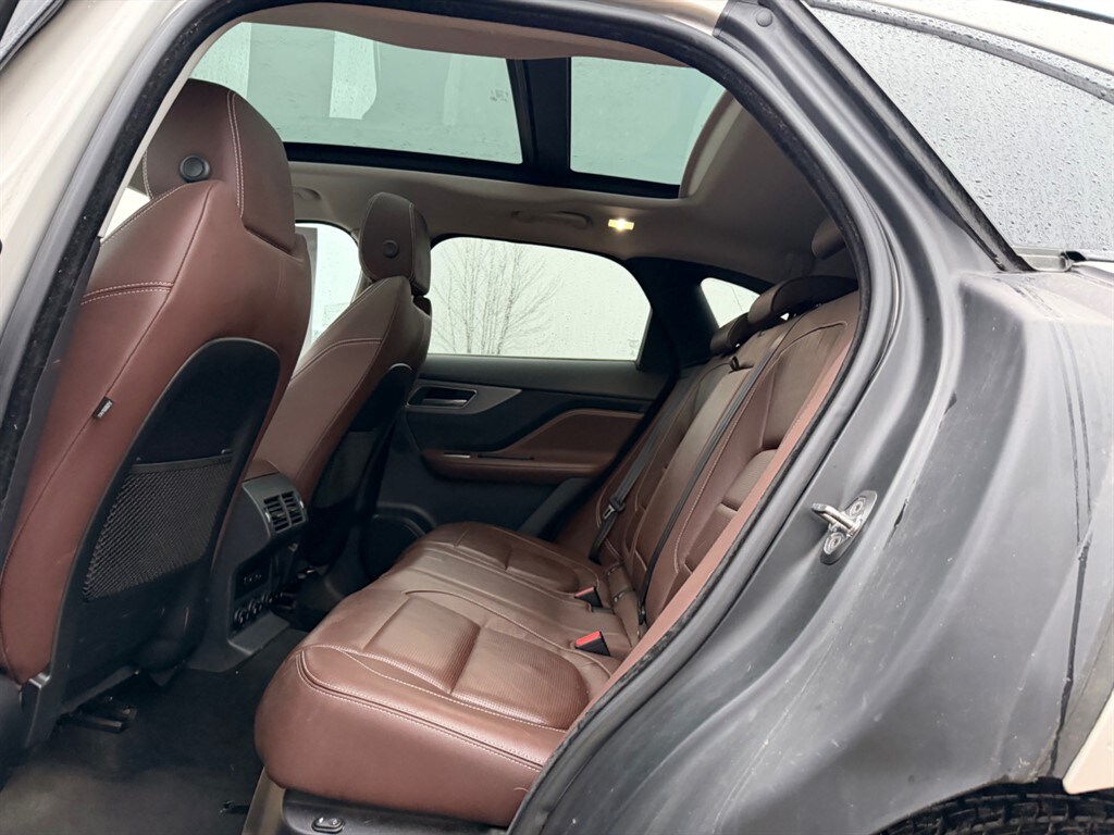 Used Jaguar F-Pace 2016 for sale - 77786563: Photo 10