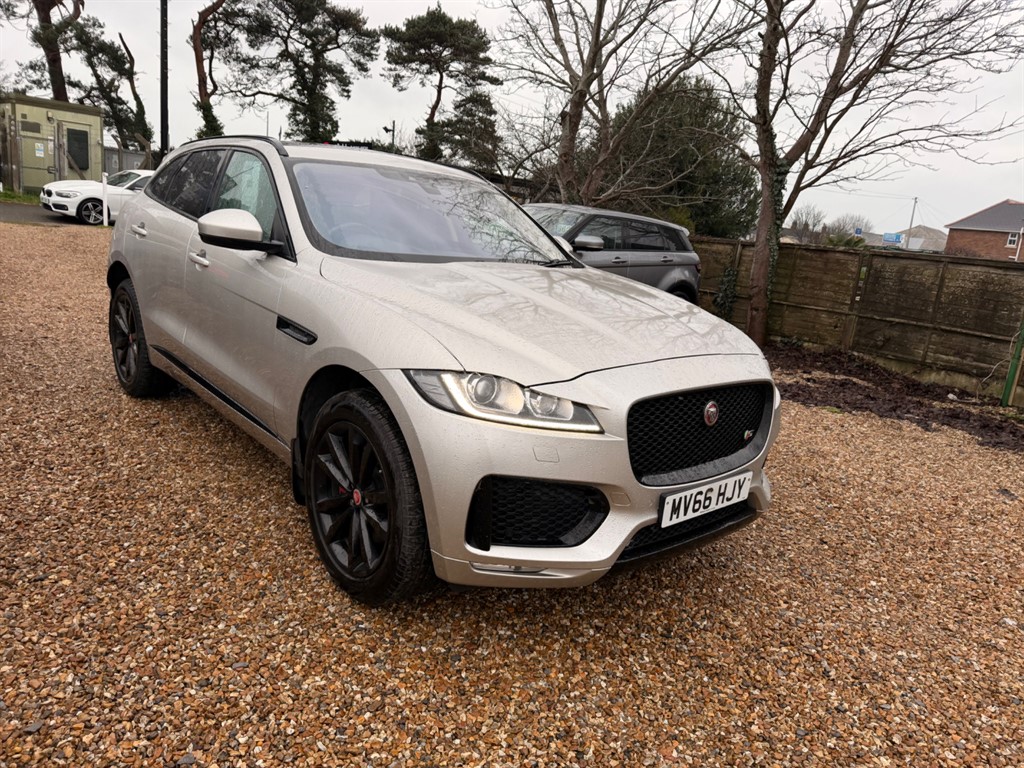 Used Jaguar F-Pace 2016 for sale - 77786563: Photo 2